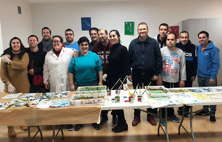 Talleres de arte y creatividad en Utrera para personas con discapacidad
