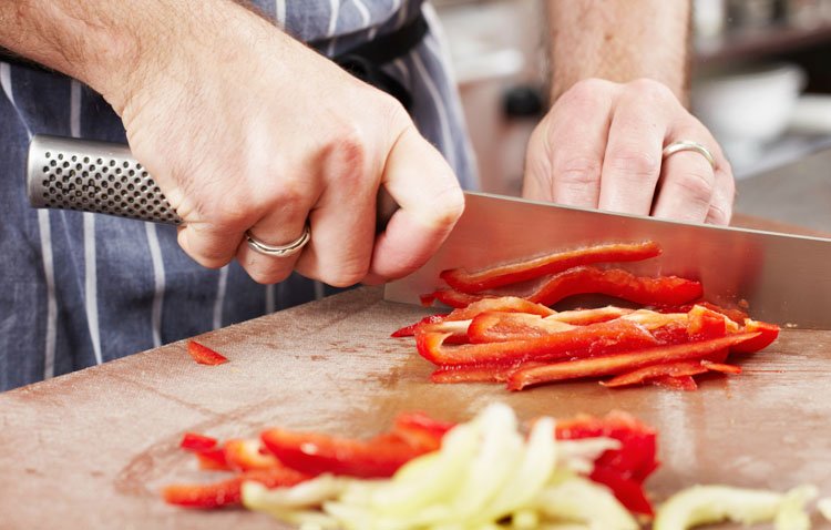 La Diputación organiza en Utrera un curso de prevención de riesgos laborales en el sector hostelero