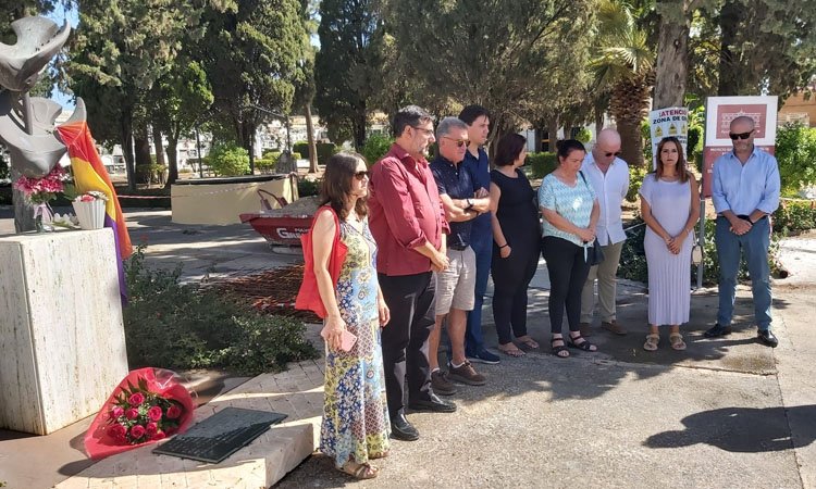 El PSOE rinde homenaje a los utreranos que «asesinaron el día de ocupación de las fuerzas golpistas»