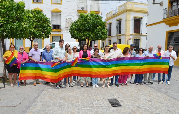 El PSOE de Utrera defiende la igualdad con una moción por el Día del Orgullo LGTBI