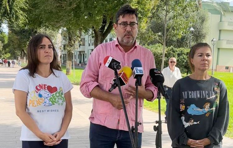 El PSOE celebra el Día mundial sin coches reivindicando el cierre total del paseo de Consolación
