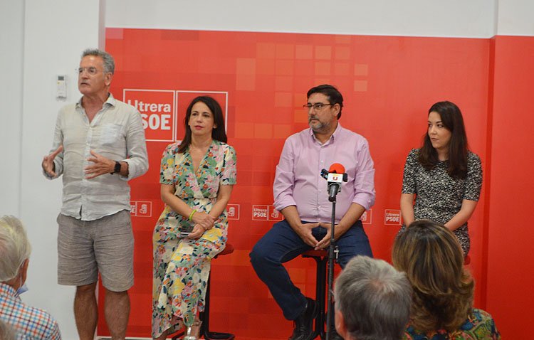El PSOE de Utrera inicia la precampaña electoral autonómica reinaugurando su reformada sede