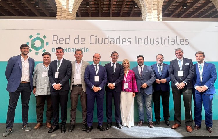 Utrera muestra su apuesta por la industria con su adhesión a la Red de Ciudades Industriales de Andalucía