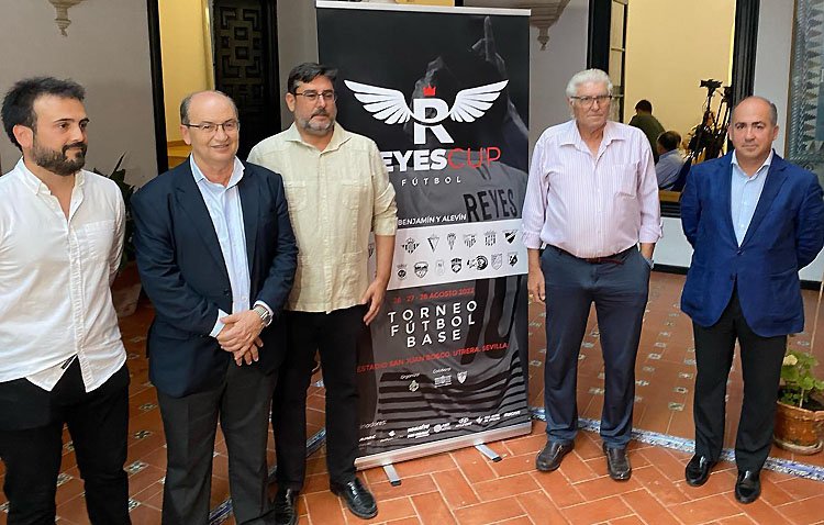 Unos 500 niños participarán en el torneo de fútbol que rendirá homenaje a José Antonio Reyes