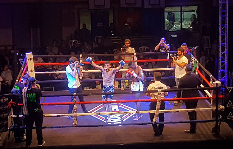 Triunfo del utrerano Roberto Jiménez en «Kryssing World Series»