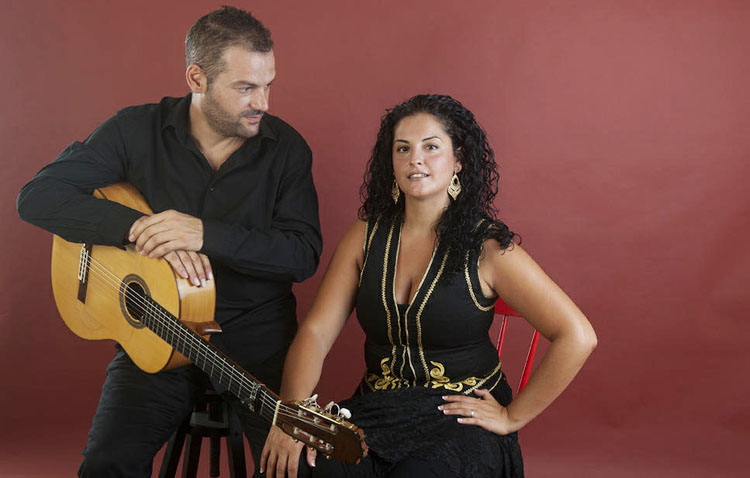 Rocío Segura y Antonio de Patrocinio, protagonistas en la peña flamenca «Curro de Utrera»