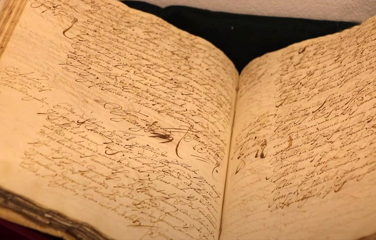 El Arzobispado desvela nuevas notas biográficas localizadas en los archivos de la Iglesia en Sevilla sobre Ruiz Gijón
