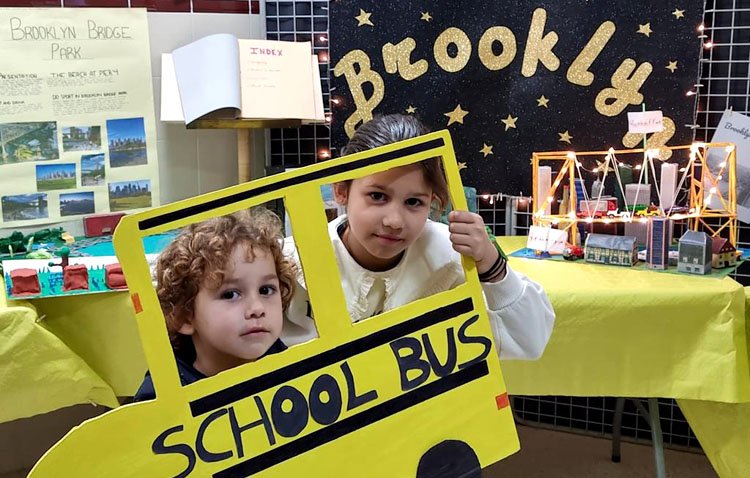 El colegio de las Salesianas se transforma en Nueva York gracias a un proyecto bilingüe [GALERÍA]