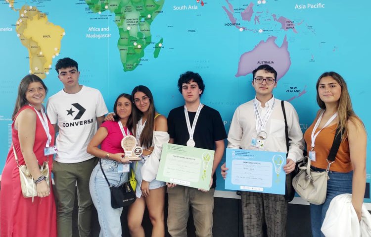 Dos proyectos utreranos sobre educación digital y atención a enfermos deslumbran en una feria nacional de innovación y emprendimiento
