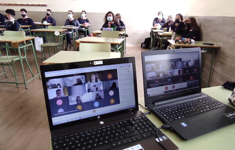 Los Salesianos de Utrera organizan unas mesas redondas de orientación universitaria