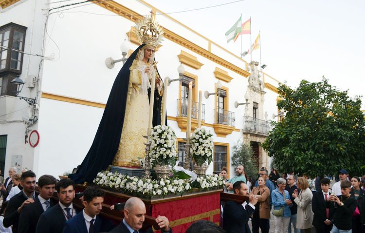 Luz del día y sones musicales para conmemorar medio siglo de vida de la Virgen de las Lágrimas [GALERÍA]