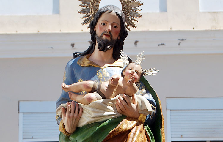 La parroquia de San José celebra los cultos en honor a su titular