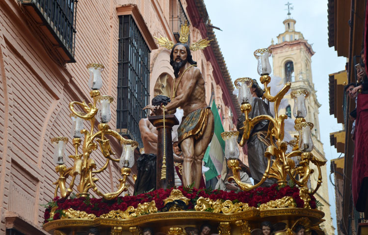 Un Santo Entierro con sabor a Viernes Santo (GALERÍA Y AUDIO)