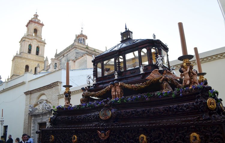 La procesión del Santo Entierro culminó una Semana Santa única [GALERÍA FOTOGRÁFICA Y AUDIO]