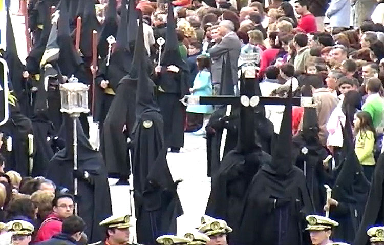 Un recuerdo visual al Santo Entierro Grande de Utrera de 2007 (VÍDEO)