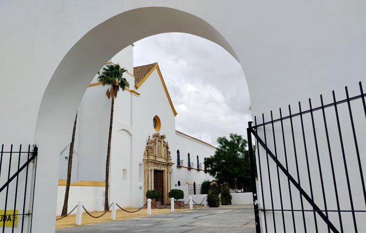 El santuario de Consolación afronta un nuevo reajuste de sus horarios