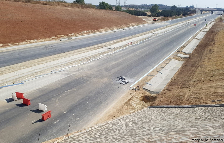 El tramo de la SE-40 entre la autovía de Utrera y la A-4 está ya al 90% de su ejecución