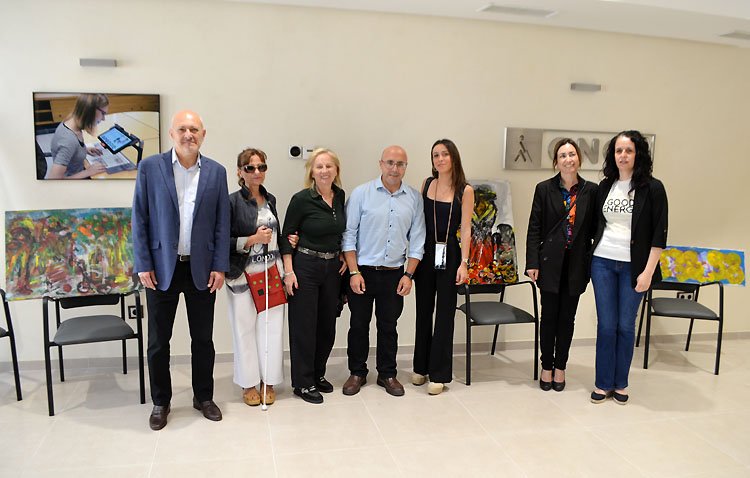 La obra de la pintora invidente utrerana María José Climent, protagonista de la Semana de la ONCE