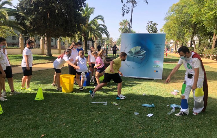 COPE Utrera (98.1 FM) lleva la radio a la «Semana del Reciclaje» organizada por el Ayuntamiento [GALERÍA FOTOGRÁFICA Y AUDIO]