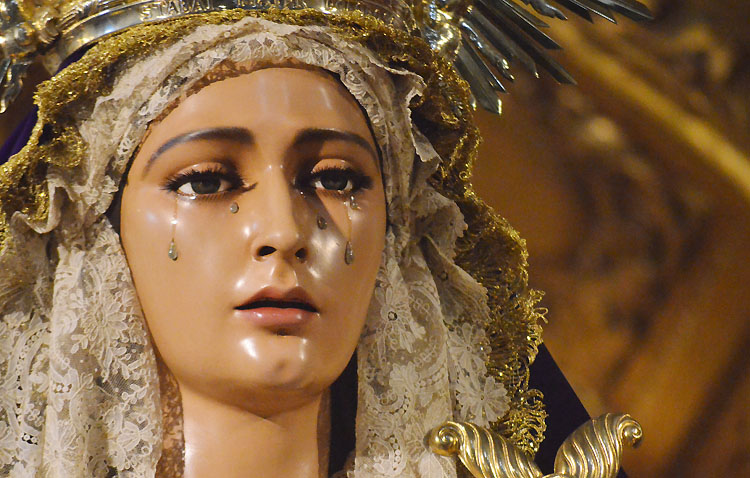 Cultos en honor a la Virgen de las Lágrimas