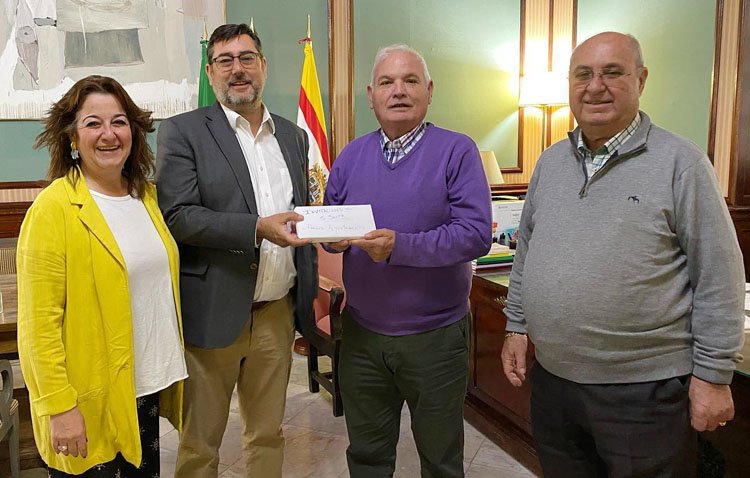 La plaza de Gibaxa volverá a contar con sillas gratuitas para ver las procesiones durante la Semana Santa de Utrera