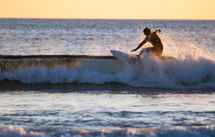 El auge del surf como deporte escolar: por qué Cantabria lidera la formación