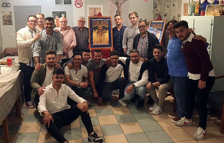 La Virgen de los Desamparados protagoniza el cartel de la tertulia cofrade «Tras el respiradero»