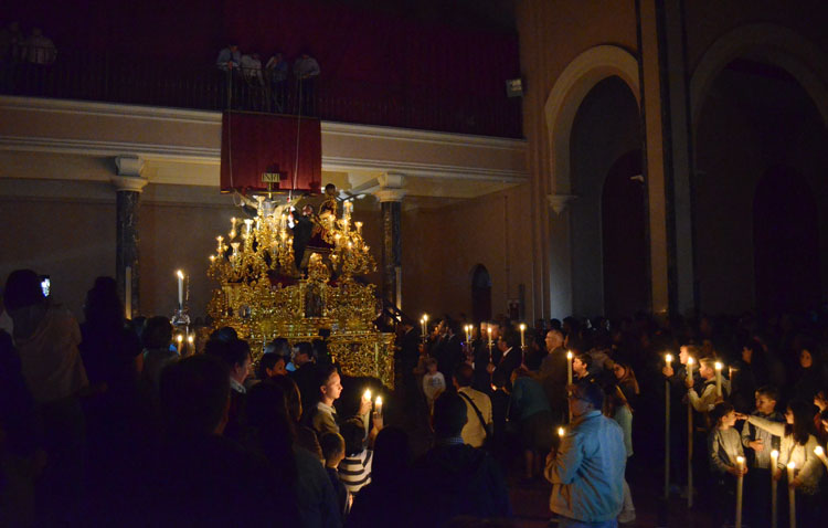 Cita cofrade este sábado con traslado del Cristo del Amor a su paso procesional