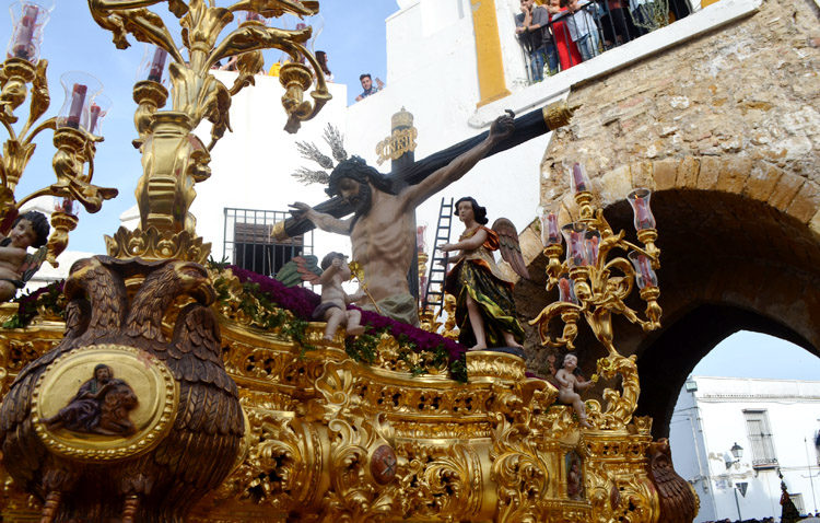 Jueves Santo y Madrugá de contrastes en Utrera (GALERÍAS Y AUDIOS)