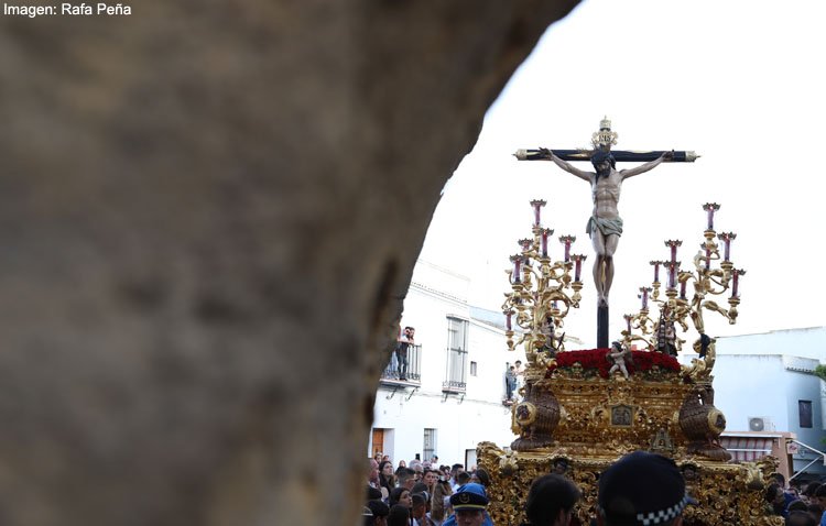 La hermandad de la Trinidad, la astronomía en la Semana Santa y el azulejo de los Gitanos en la calle Nueva, protagonistas de ‘Semana Santa en la Campiña’ [PODCAST, EN EL INTERIOR]