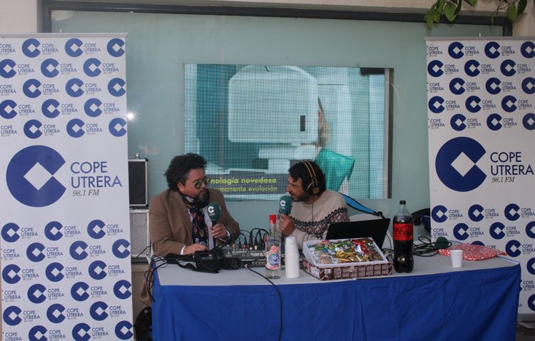La magia de la radio vuelve a la calle gracias a la campaña ‘Un juguete para todos’ de COPE Utrera [AUDIO E IMÁGENES]