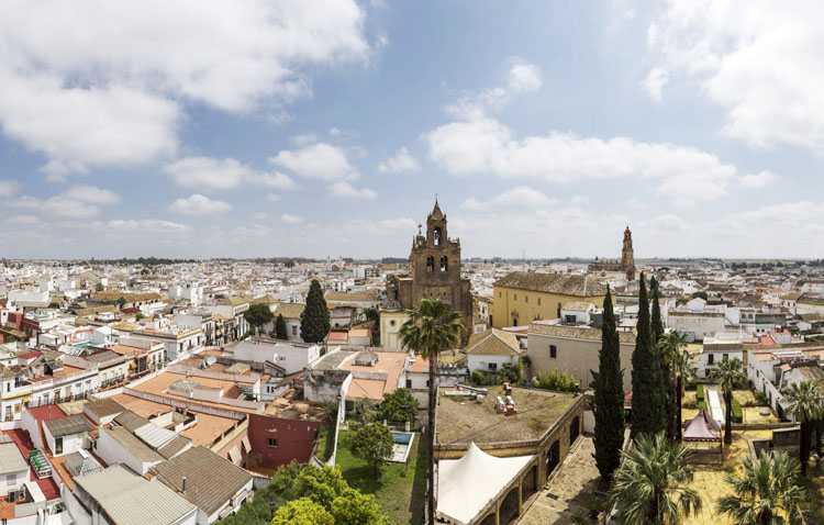 Suspensión de actividades, cierre de instalaciones y recomendaciones a hermandades, colectivos y ciudadanos en Utrera para minimizar el coronavirus