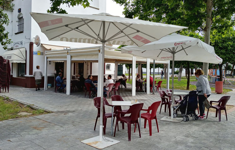 Podemos insta al Ayuntamiento de Utrera a tomar «medidas urgentes para salvar» la hostelería y el sector servicios