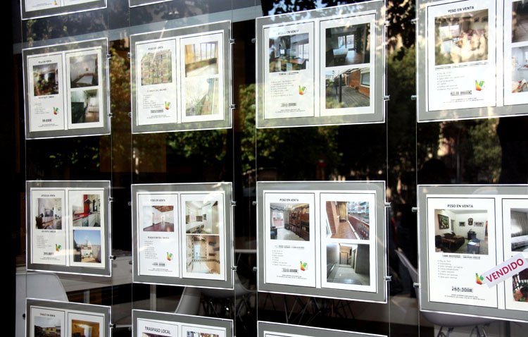 La compraventa de viviendas cae un 7% durante el año pasado