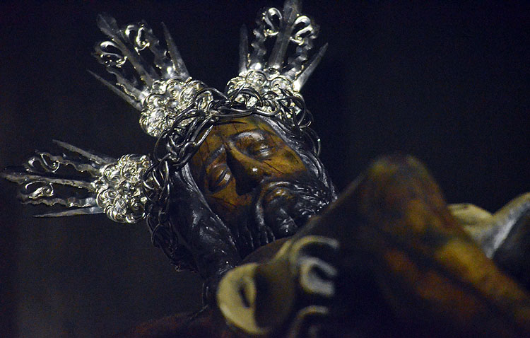 Un vía crucis para iniciar este viernes los cultos anuales en honor al patrón de Utrera