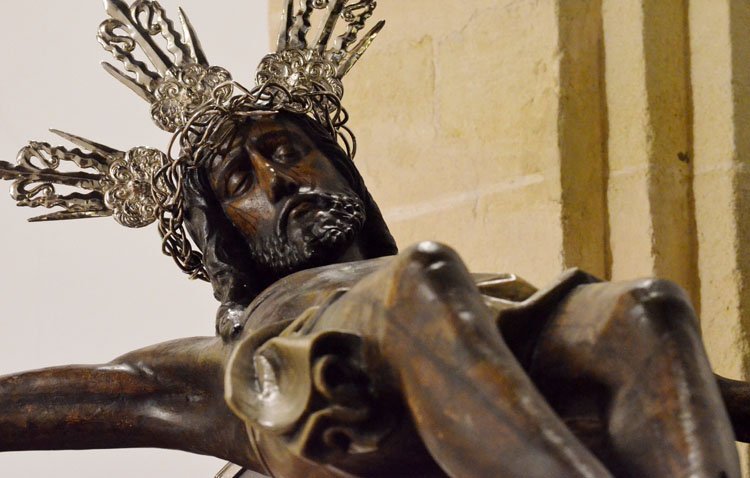 El curioso ‘voto’ del Cabildo utrerano al Cristo de Santiago