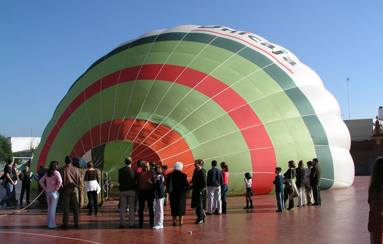 Utrera a vista de pájaro desde un globo con salida de los Salesianos