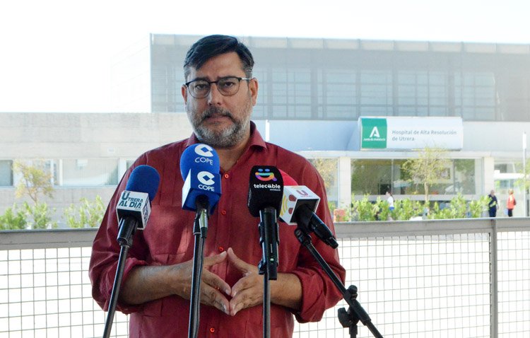 Villalobos: «La Junta de Andalucía está chantajeando a Utrera»