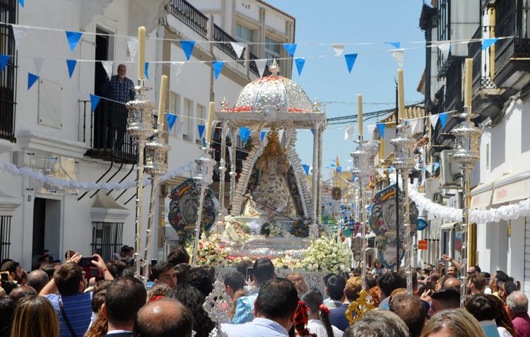 «Es un inmenso honor que el arzobispo desee que la patrona de Utrera participe» en la procesión magna en Sevilla [AUDIO]