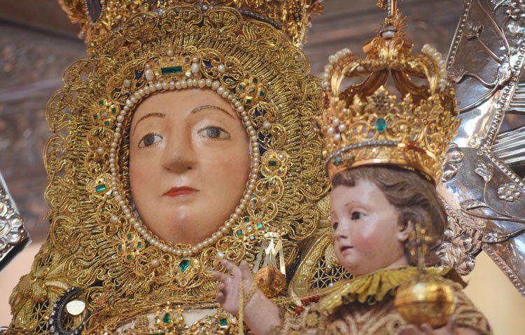 Utrera se cita con su patrona en una convocatoria con cambios destacados