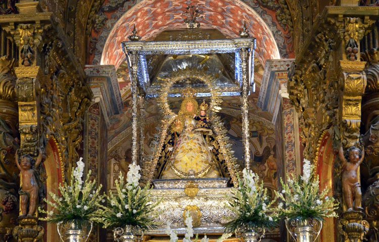 La Virgen de Consolación bajará de su camarín por la presentación de su templete tras haber sido restaurado