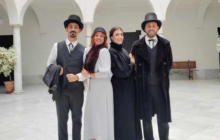 Las visitas teatralizadas gratuitas por la Utrera de los Álvarez Quintero afrontan sus últimas fechas
