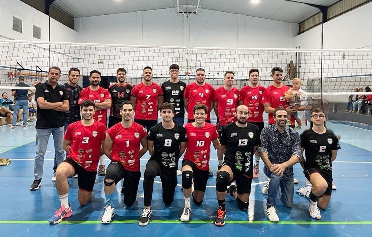 El segundo equipo del Club Voleibol Utrera afronta el reto de ascender a  Primera Nacional