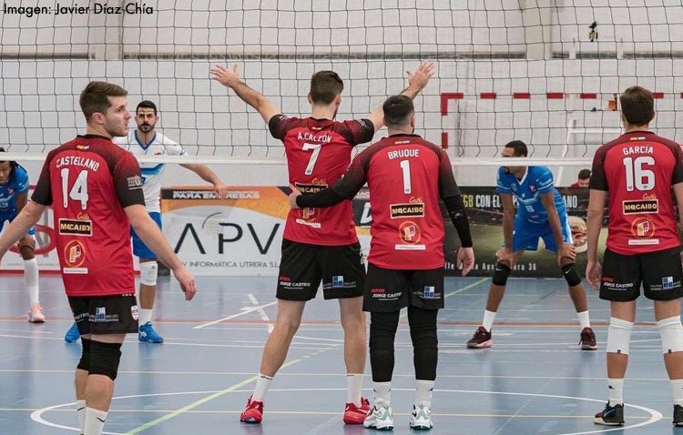 El Club Voleibol Utrera afronta una nueva temporada en Superliga-2 con dificultades económicas