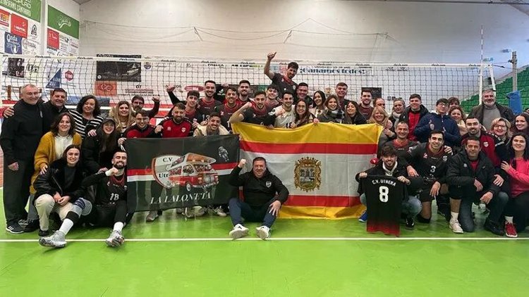 Últimos días para ayudar al Club Voleibol Utrera a hacer historia
