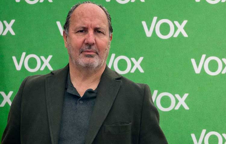 VOX denuncia que el bipartidismo «usa el asfaltado de calles para su electoralismo en Utrera, mientras que nuestros vecinos pagan las consecuencias»