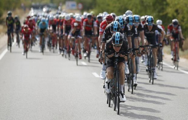 Cortes de tráfico en la autovía de Utrera por el paso de la vuelta ciclista a España